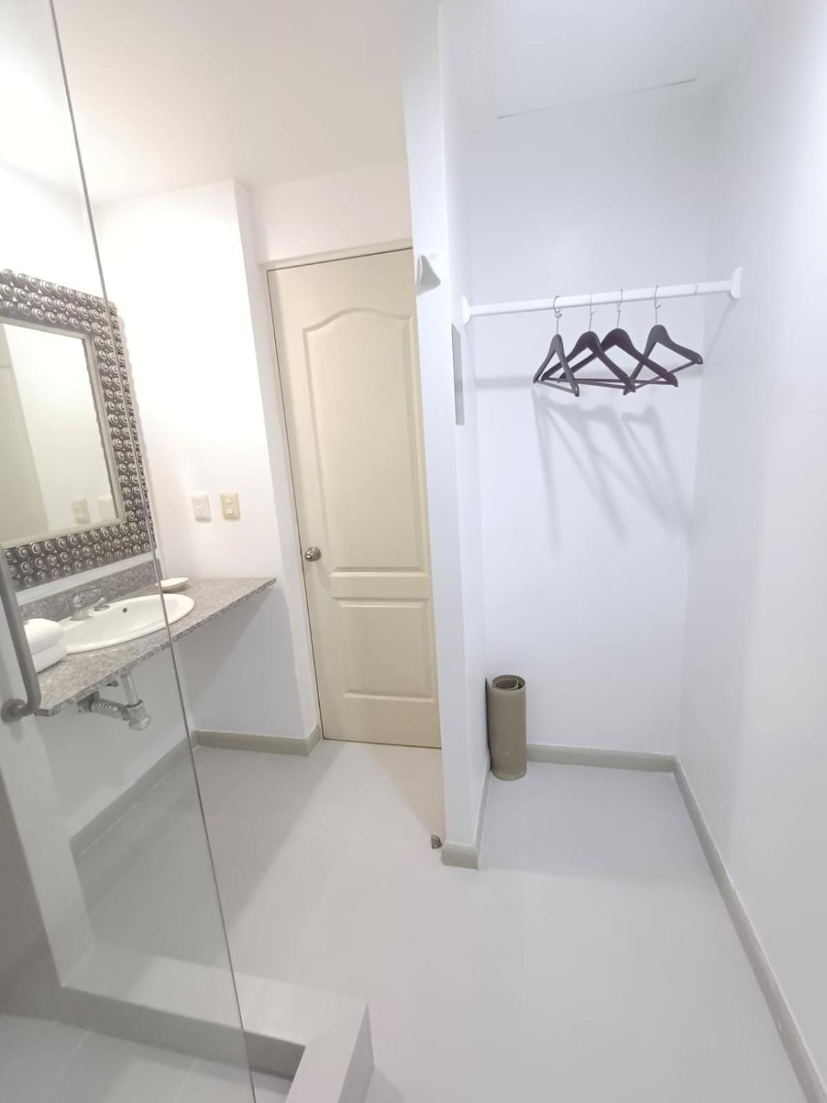 Zar Hotel 3*